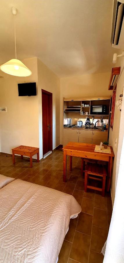 Nicoll Apartments Ахарави Екстериор снимка