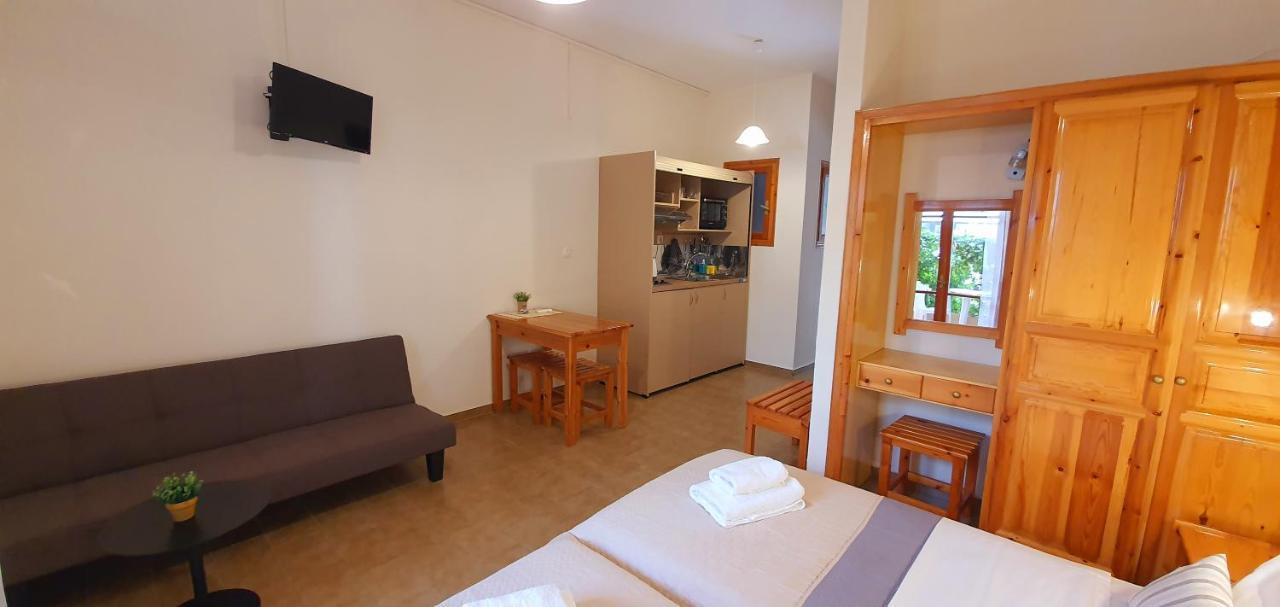 Nicoll Apartments Ахарави Екстериор снимка