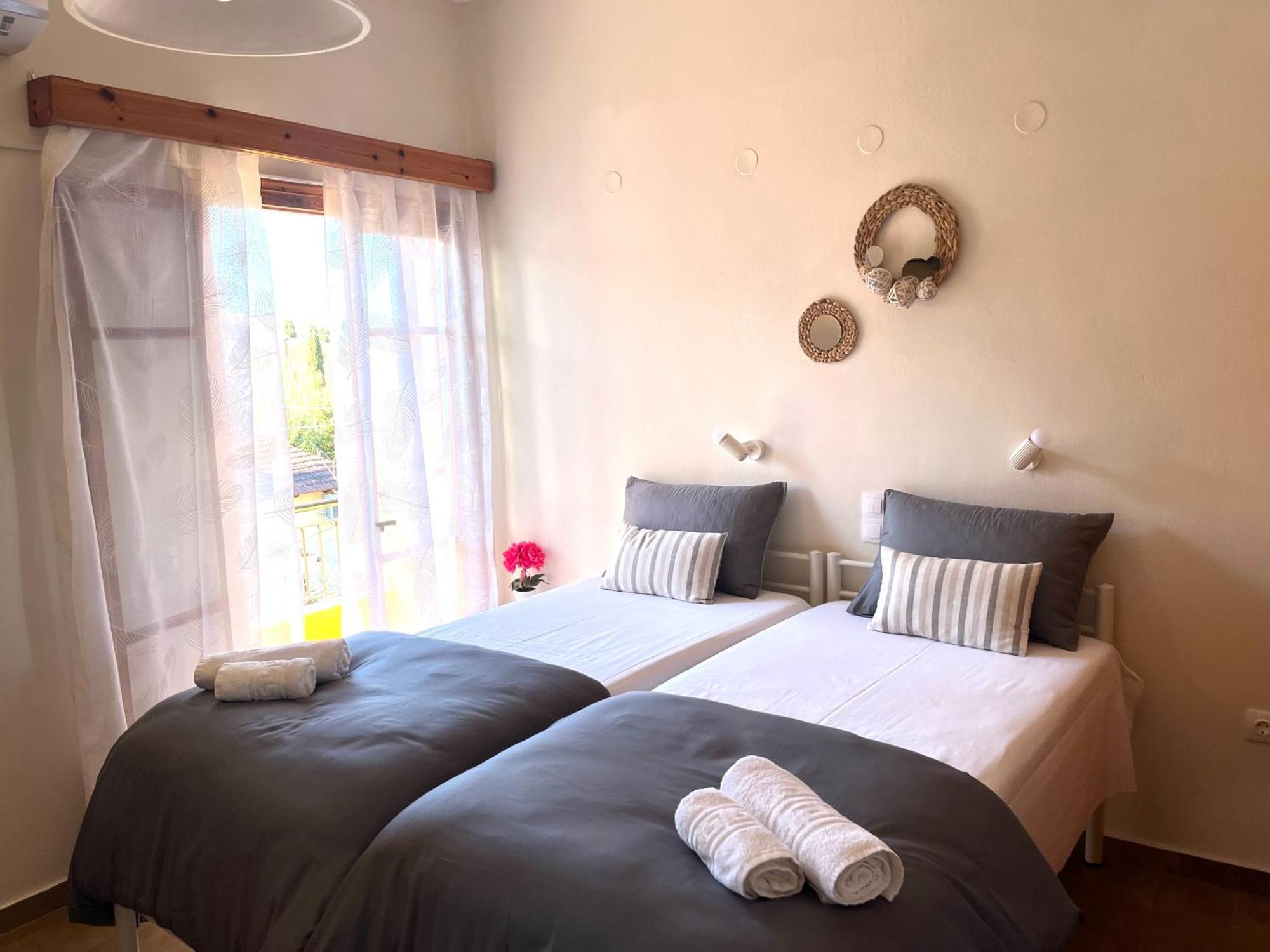 Nicoll Apartments Ахарави Екстериор снимка