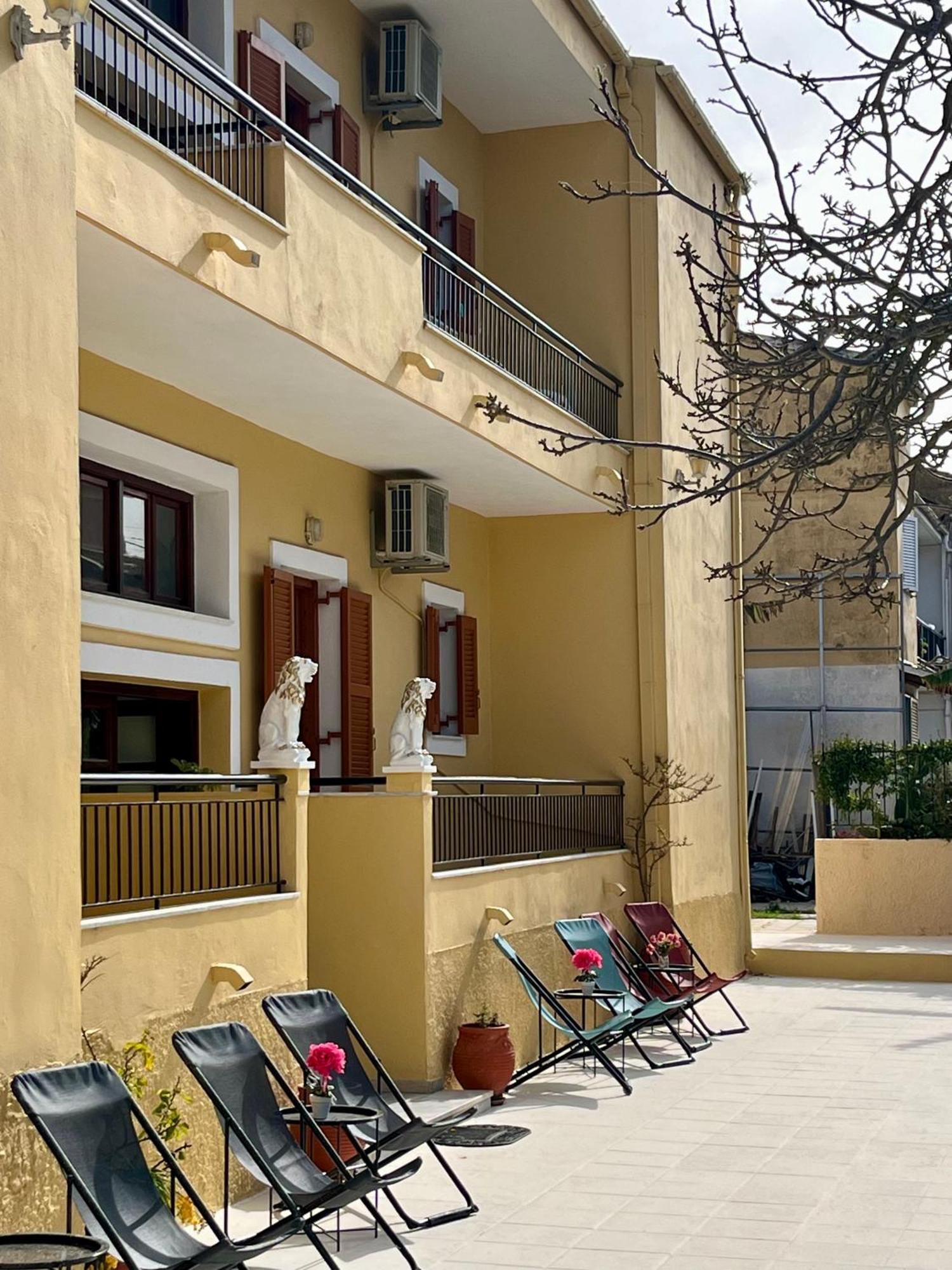 Nicoll Apartments Ахарави Екстериор снимка